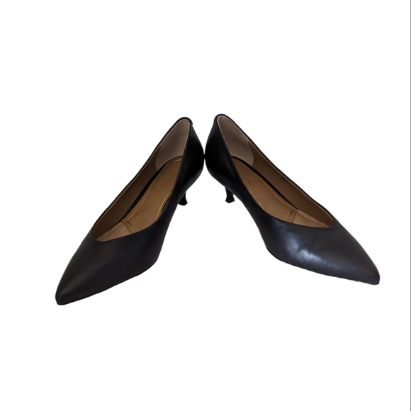 Vionic Shoes Vionic Josie Black Leather Kitten Heel Pumps Heels